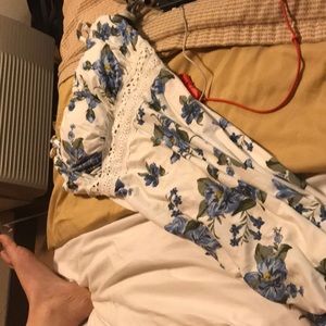 Brand: Derek heart size: small color: white  blue dress green